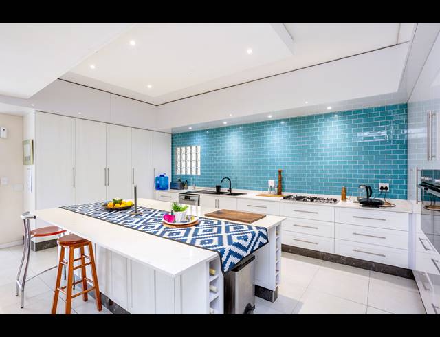 6 BEDROOM FREEHOLD FOR SALE IN MARINA DA GAMA